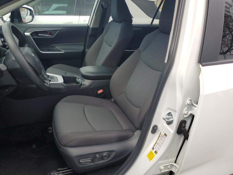 2025 Toyota RAV4 Hybrid XLE AWD