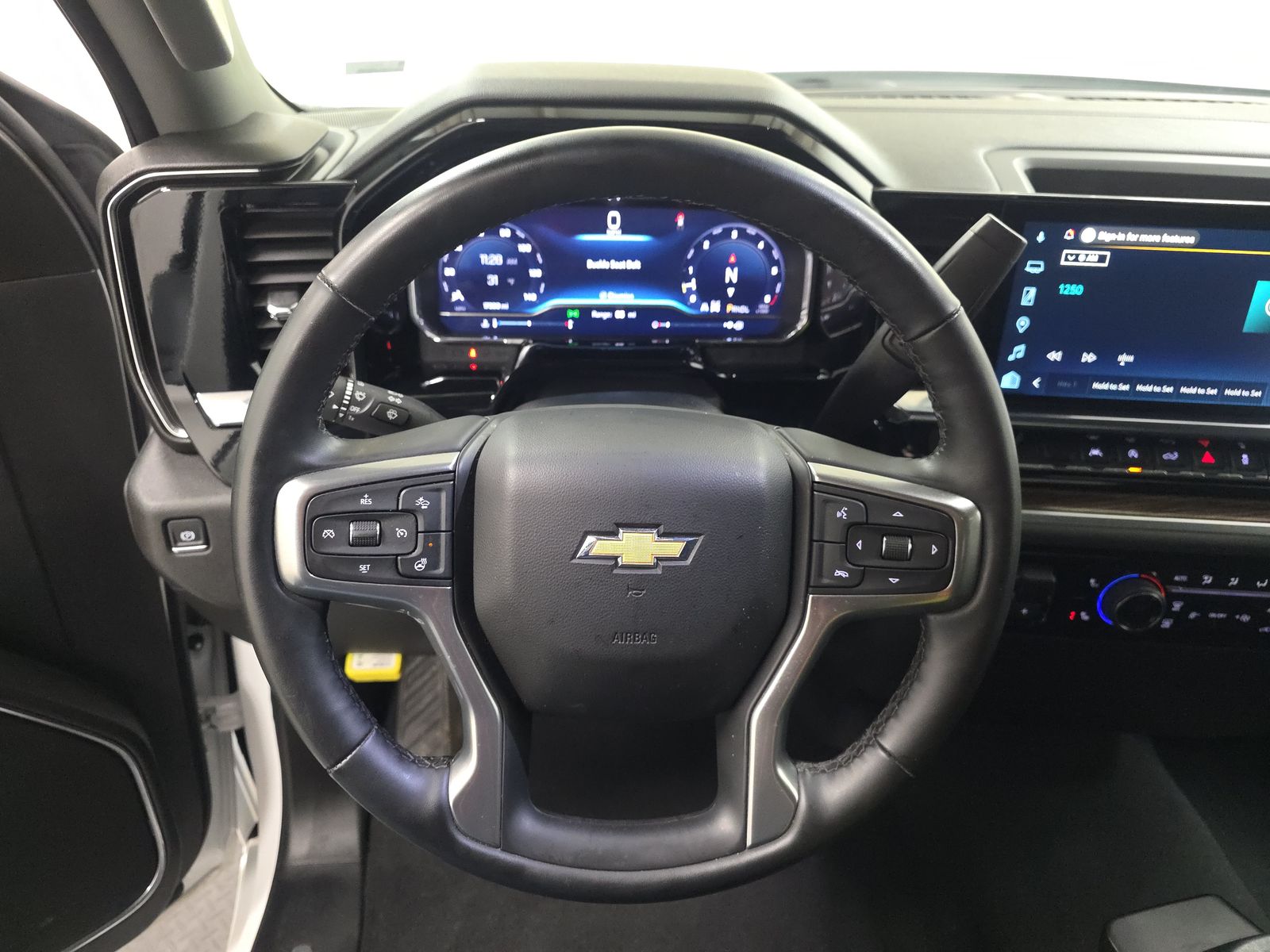 2025 Chevrolet Silverado 1500 LT AWD