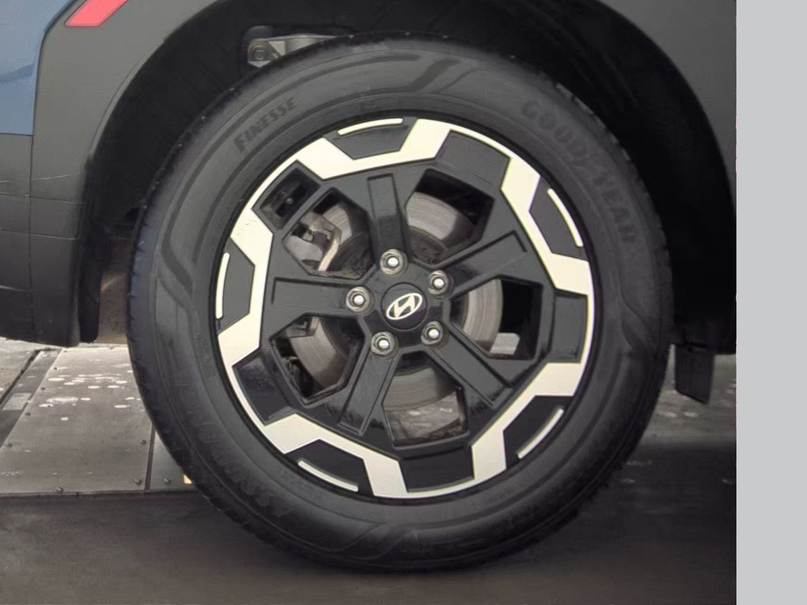 2025 Hyundai Santa Fe SEL FWD
