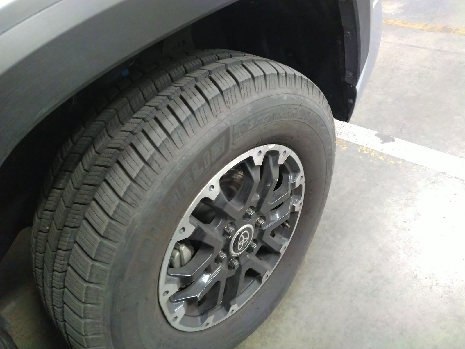 2022 Toyota Tundra SR5 AWD