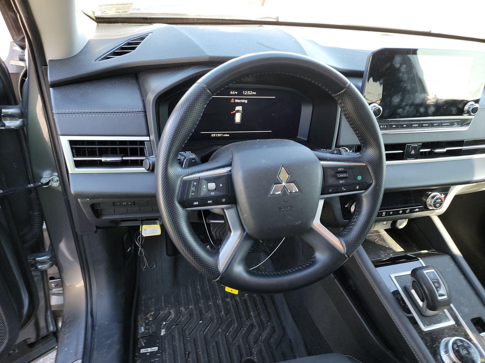 2024 Mitsubishi Outlander SE FWD