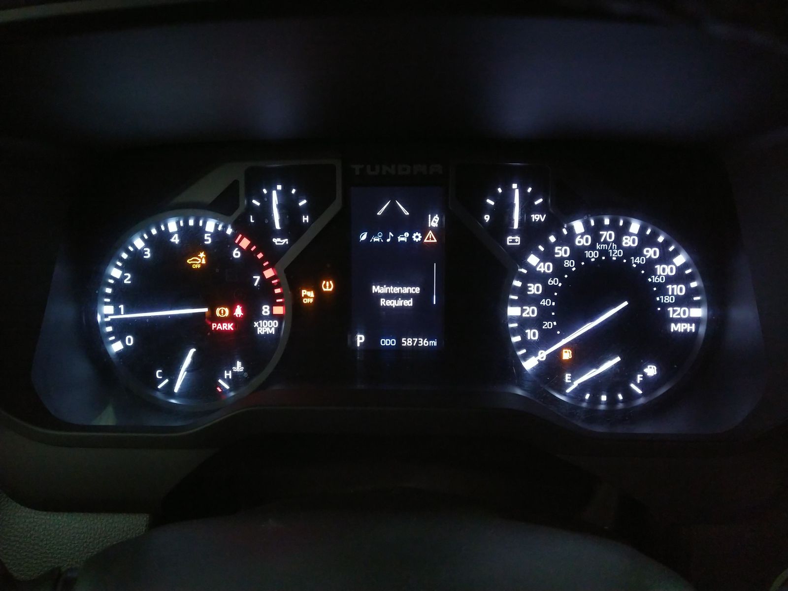 2022 Toyota Tundra SR5 AWD