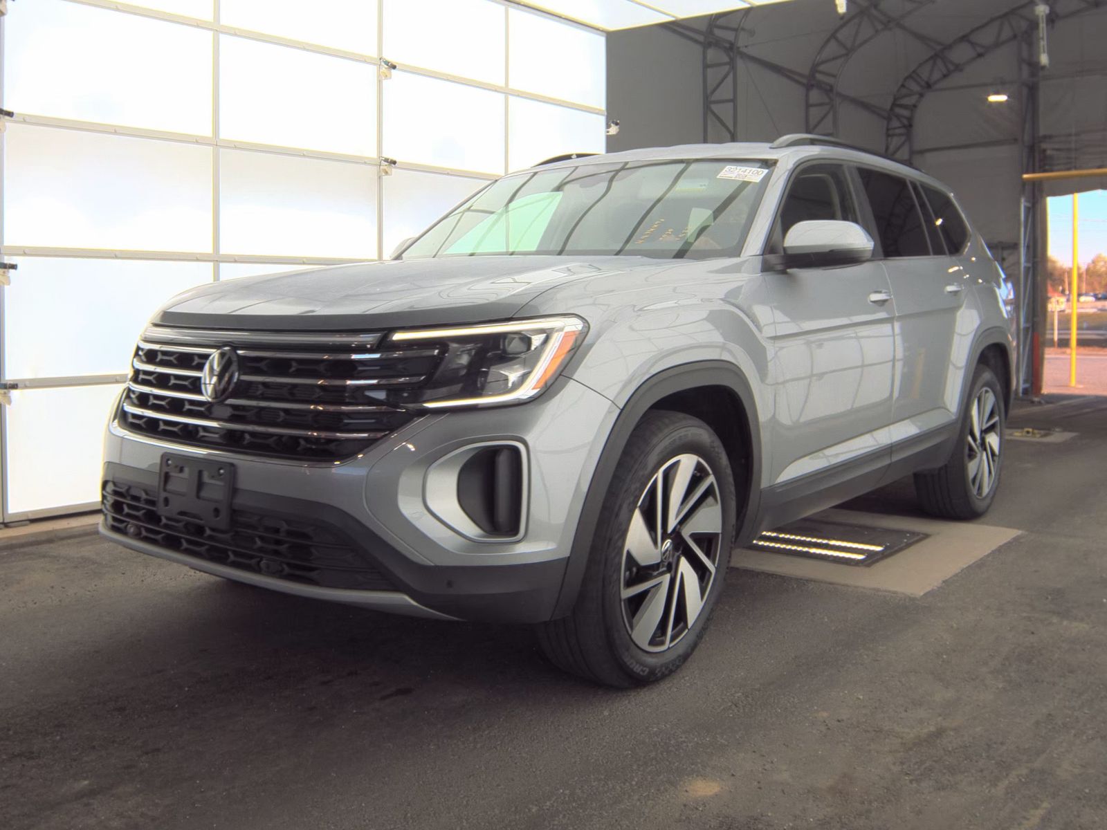 2024 Volkswagen Atlas 2.0T SE FWD