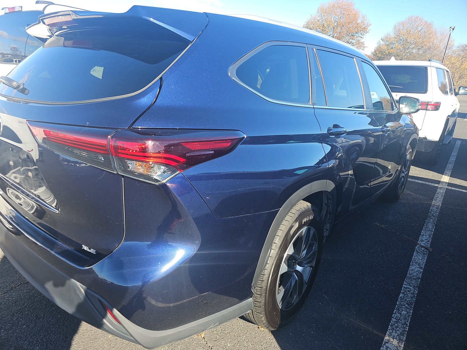 2024 Toyota Highlander XLE FWD