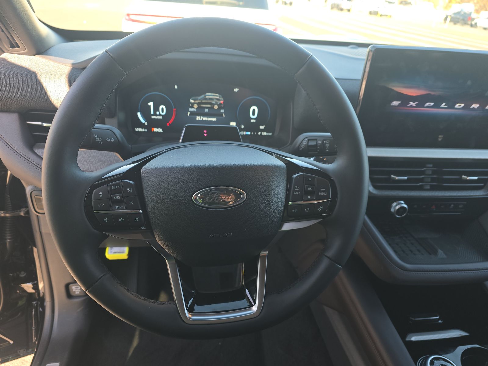 2025 Ford Explorer Platinum RWD