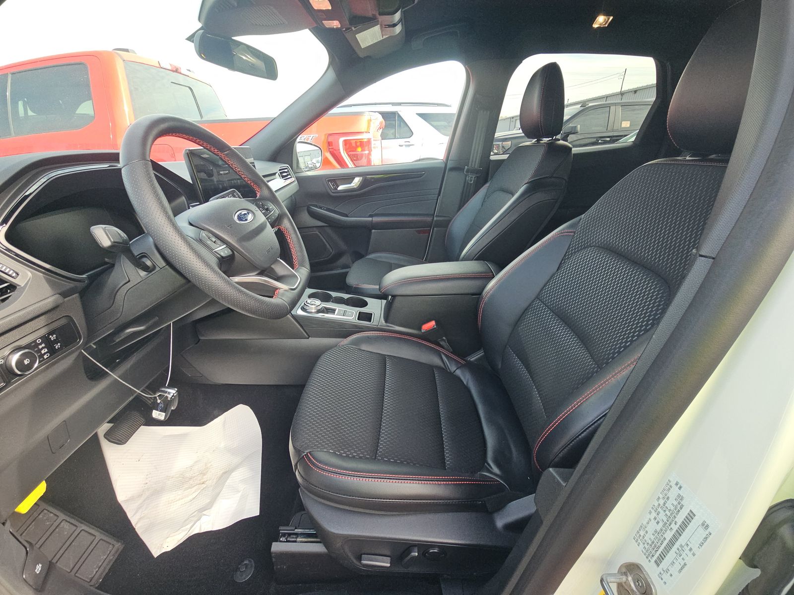 2025 Ford Escape Hybrid ST-Line Elite AWD