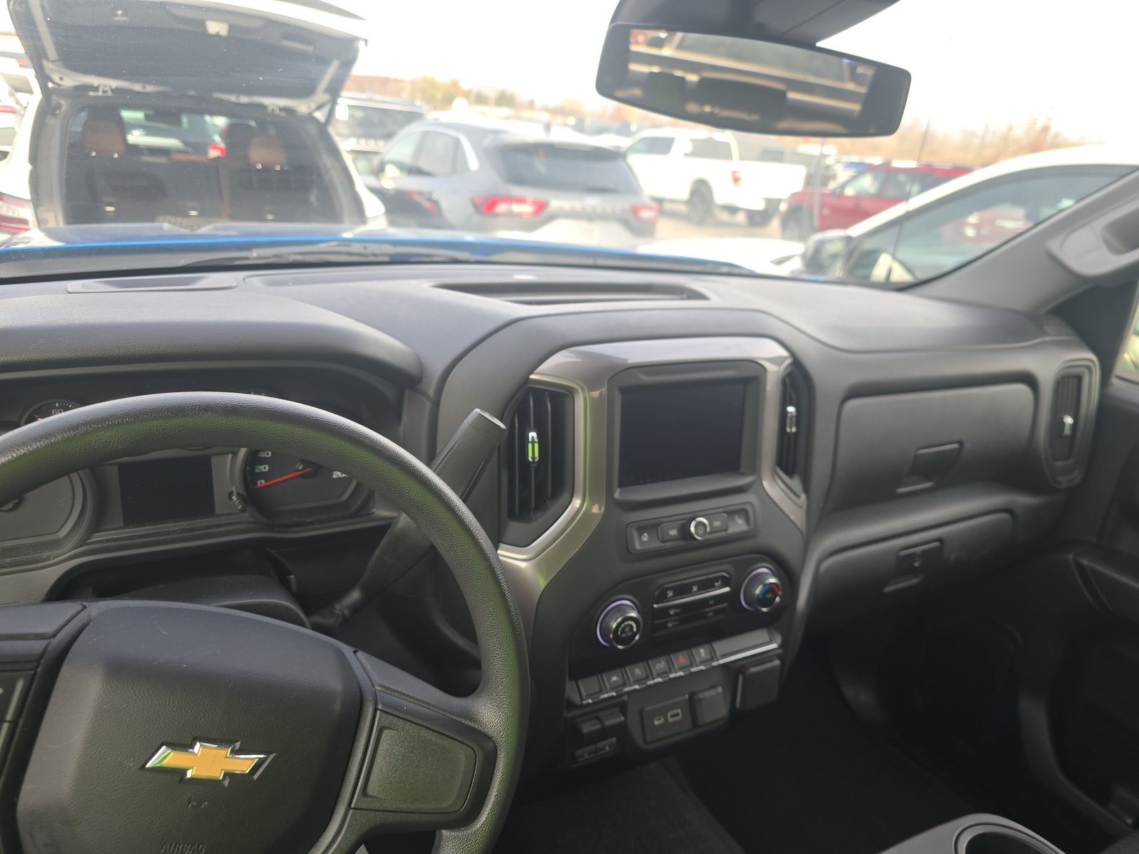 2023 Chevrolet Silverado 1500 Custom AWD