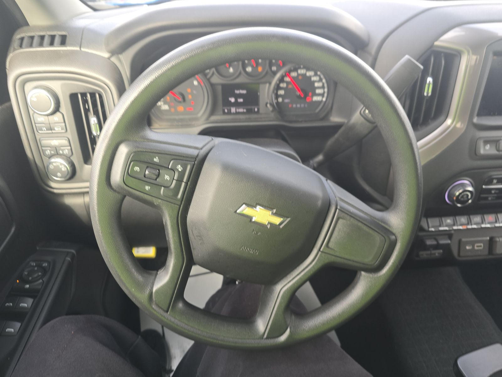 2023 Chevrolet Silverado 1500 Custom AWD