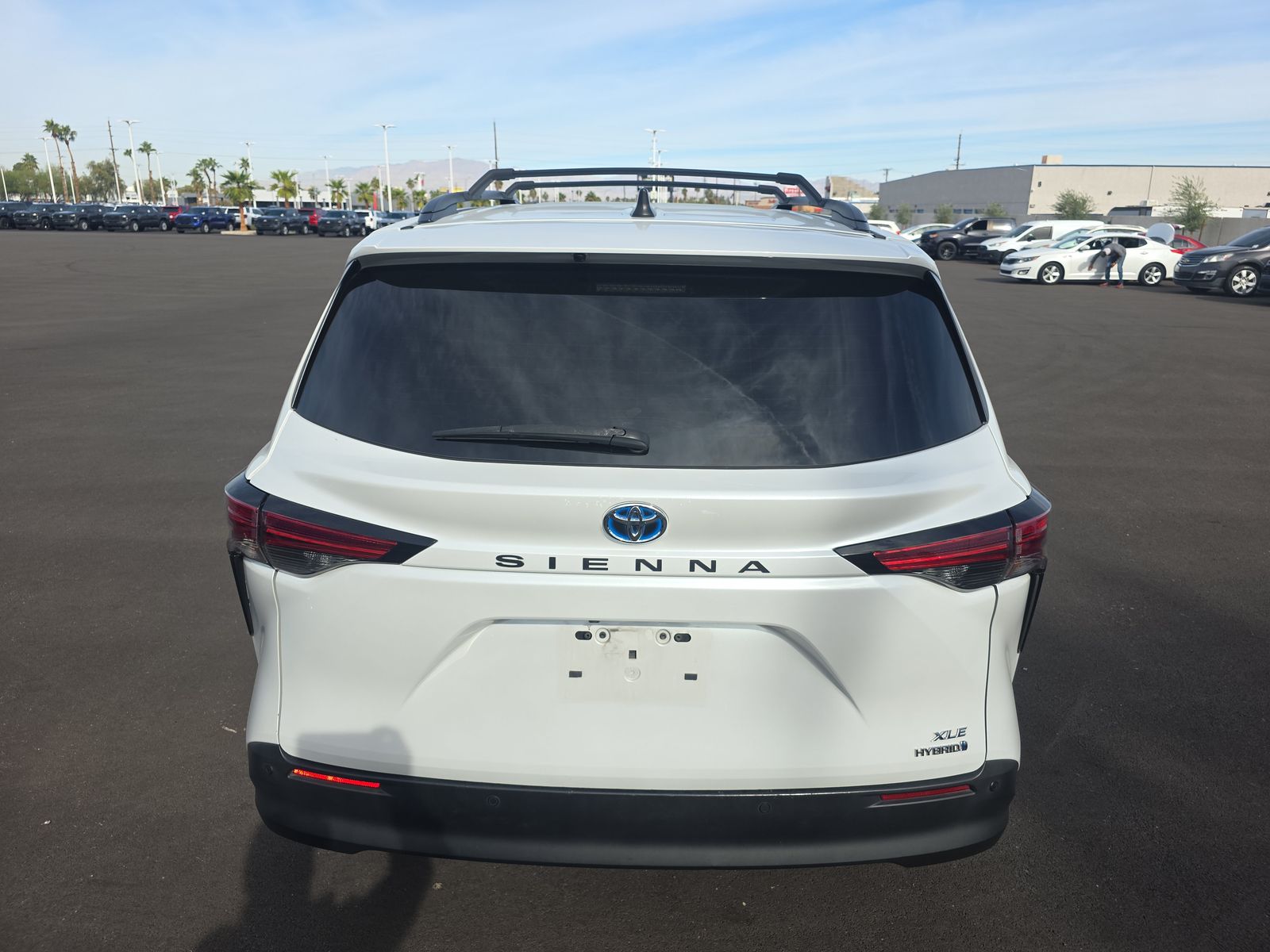 2022 Toyota Sienna XLE FWD