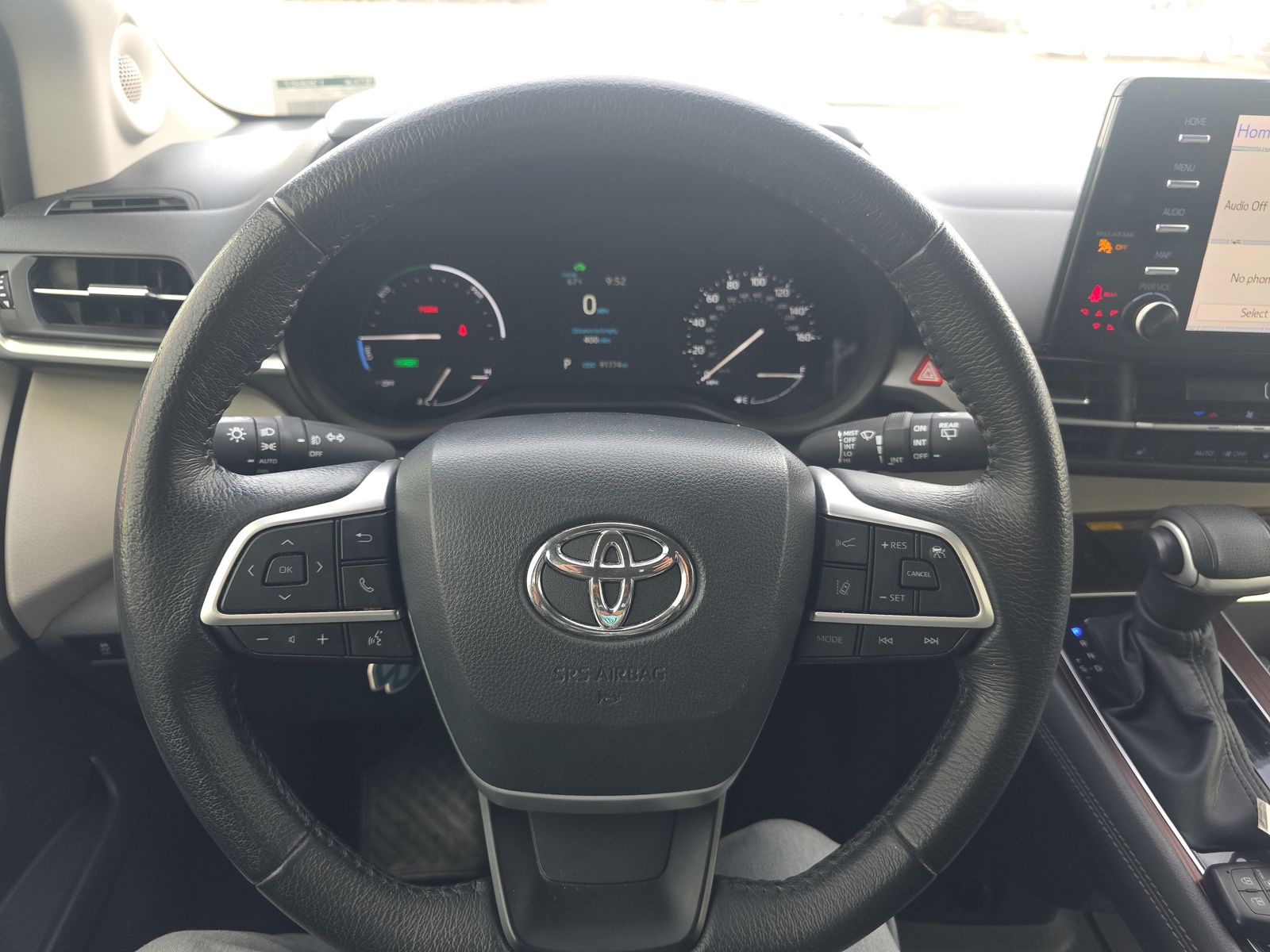 2022 Toyota Sienna XLE FWD