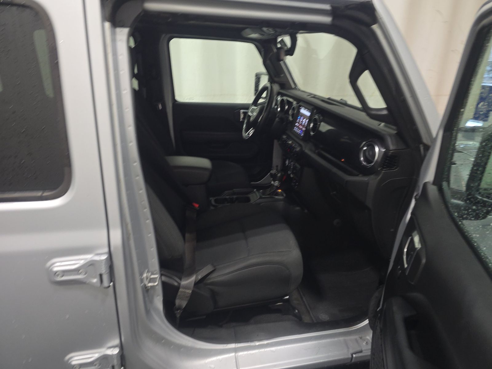 2023 Jeep Wrangler Sahara Altitude AWD