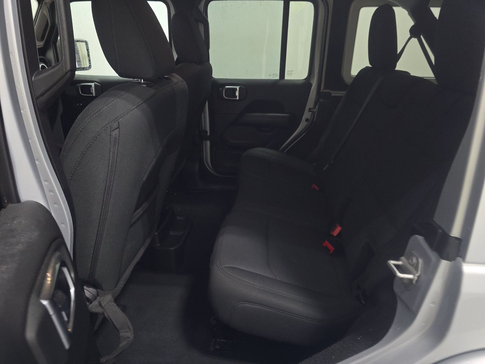 2023 Jeep Wrangler Sahara Altitude AWD