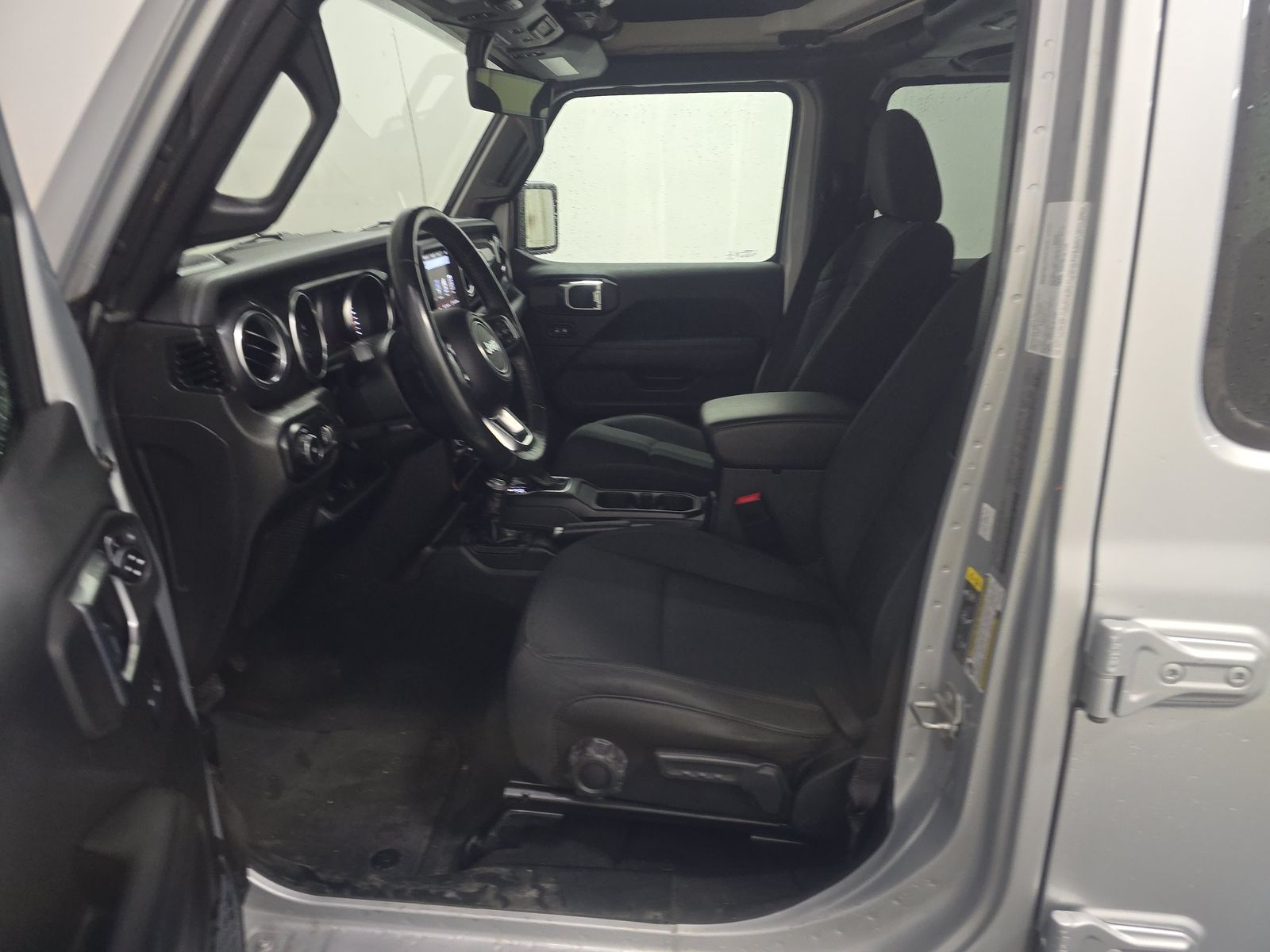 2023 Jeep Wrangler Sahara Altitude AWD