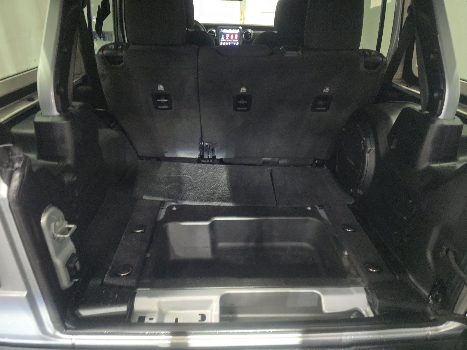 2023 Jeep Wrangler Sahara Altitude AWD