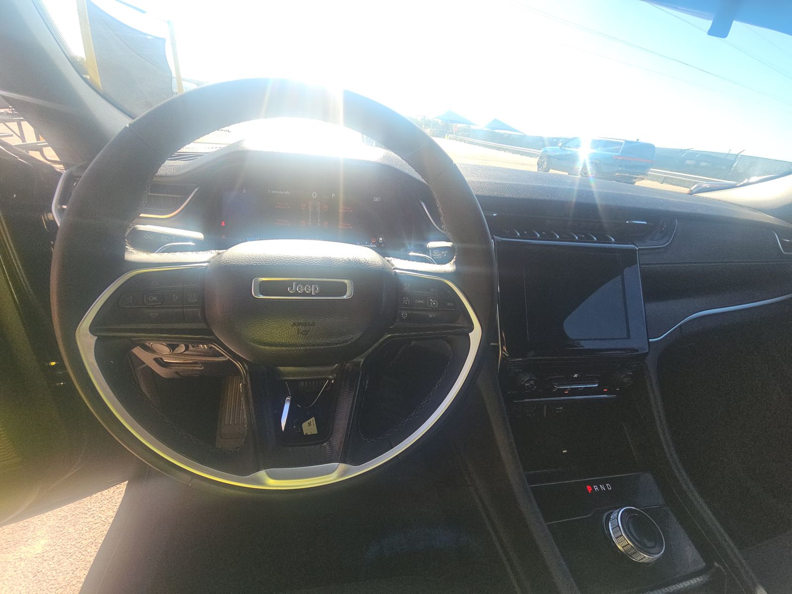 2025 Jeep Grand Cherokee Laredo RWD