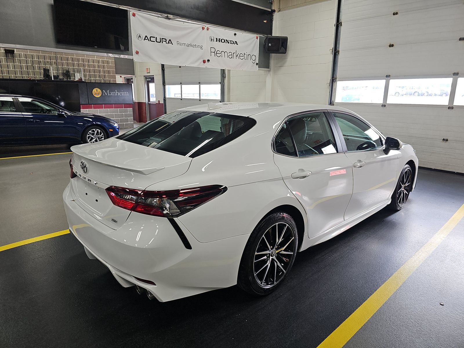 2024 Toyota Camry SE FWD
