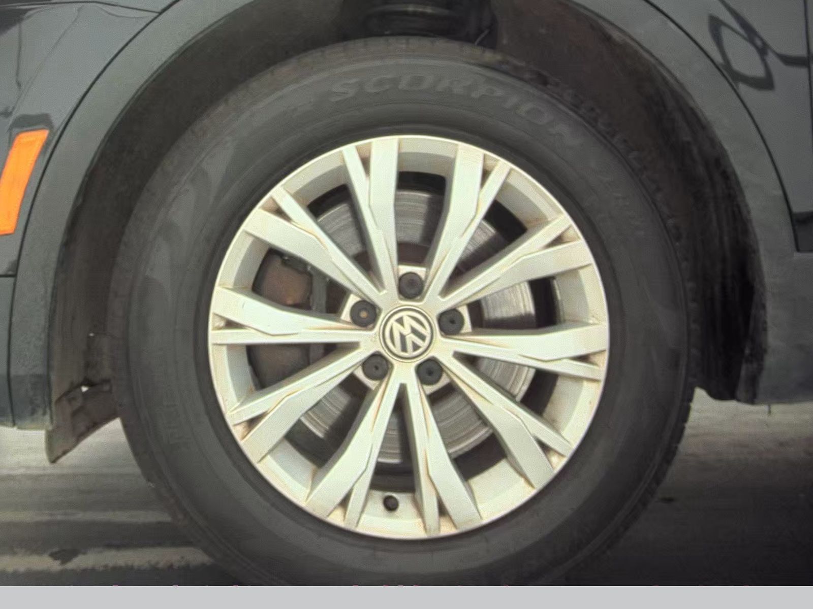 2018 Volkswagen Tiguan 2.0T SE FWD