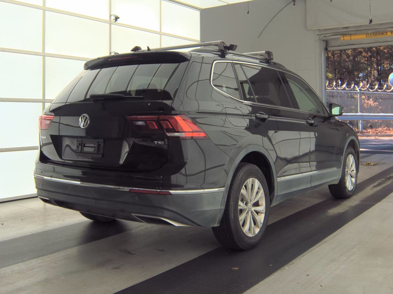 2018 Volkswagen Tiguan 2.0T SE FWD