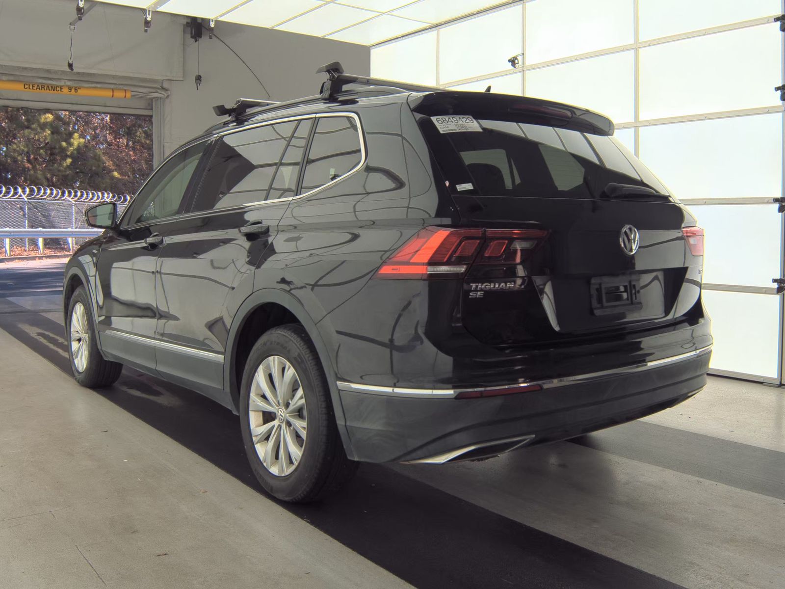 2018 Volkswagen Tiguan 2.0T SE FWD