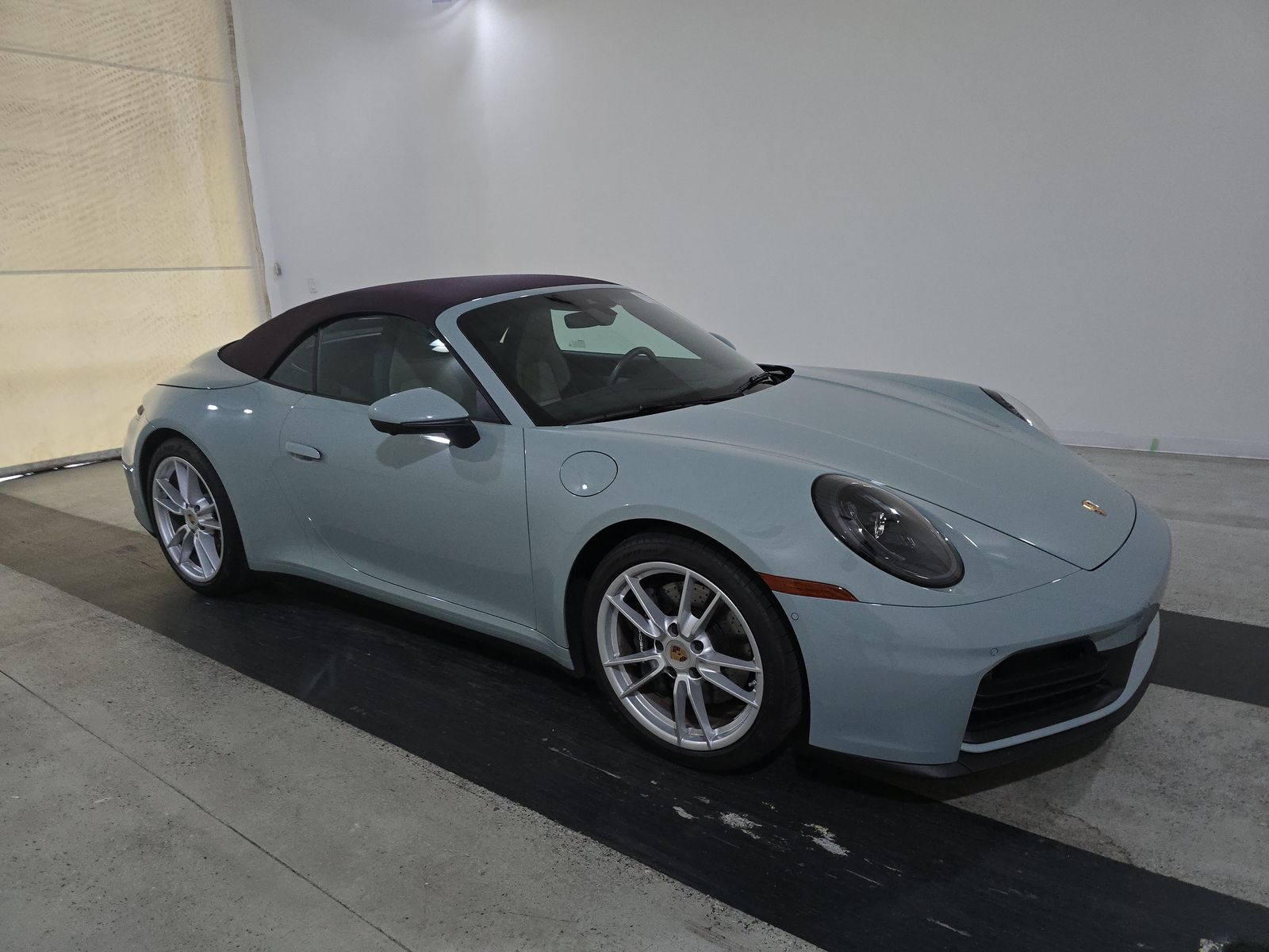 2025 Porsche 911 Carrera RWD