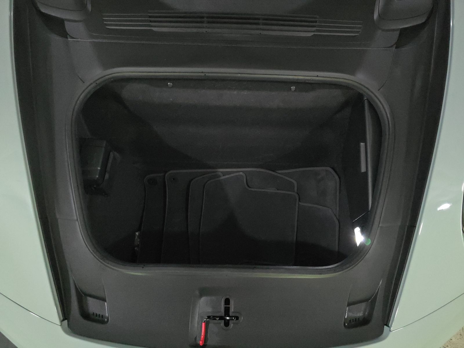 2025 Porsche 911 Carrera RWD