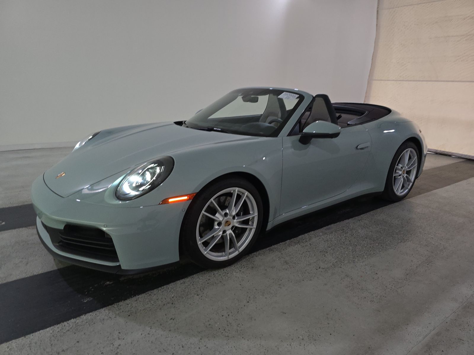 2025 Porsche 911 Carrera RWD