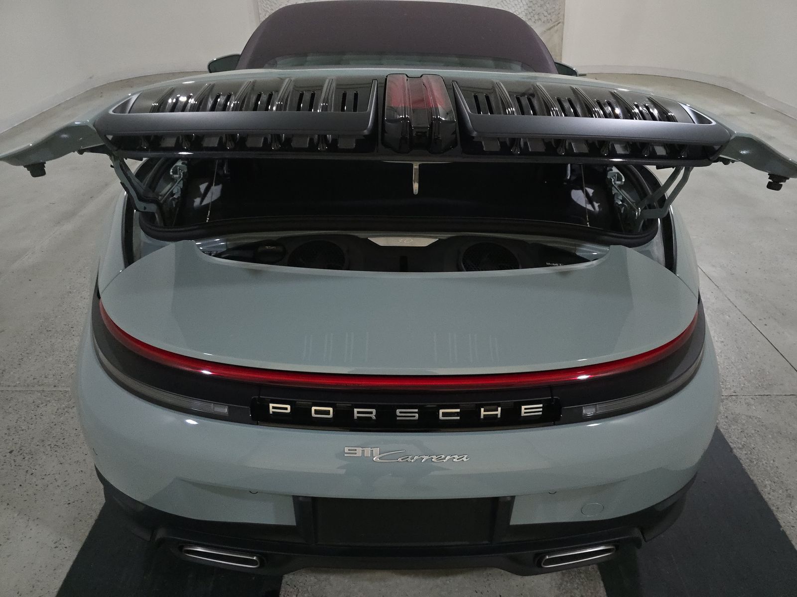 2025 Porsche 911 Carrera RWD