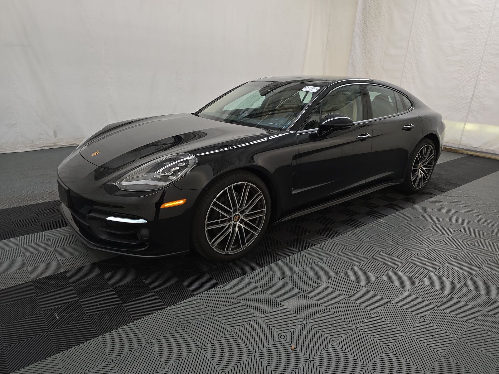 2023 Porsche Panamera 4 AWD