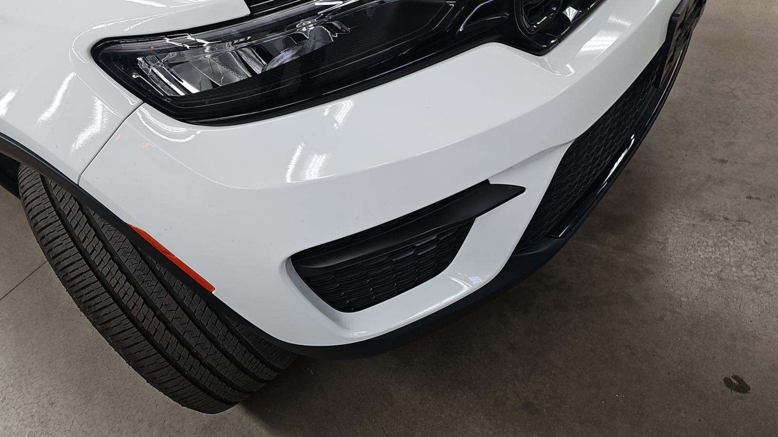 2023 Jeep Grand Cherokee Altitude AWD