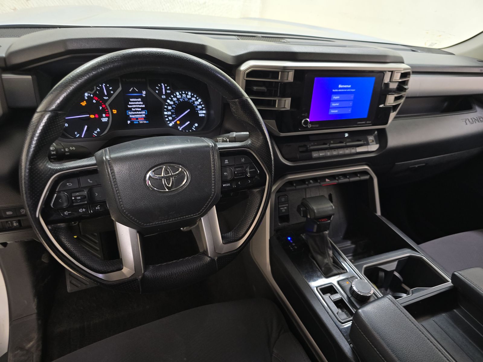 2022 Toyota Tundra SR5 AWD