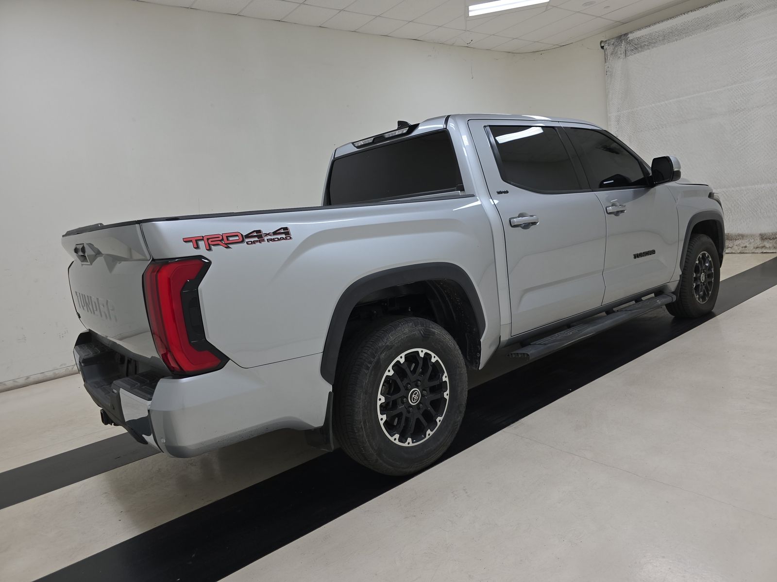 2022 Toyota Tundra SR5 AWD