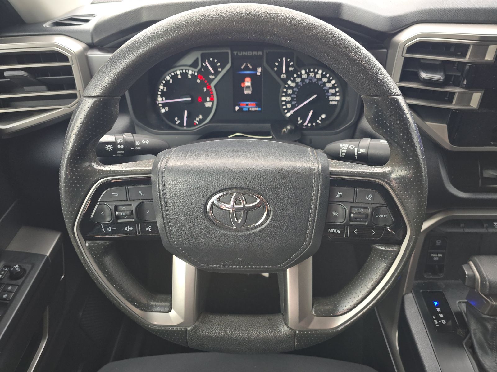 2022 Toyota Tundra SR5 AWD