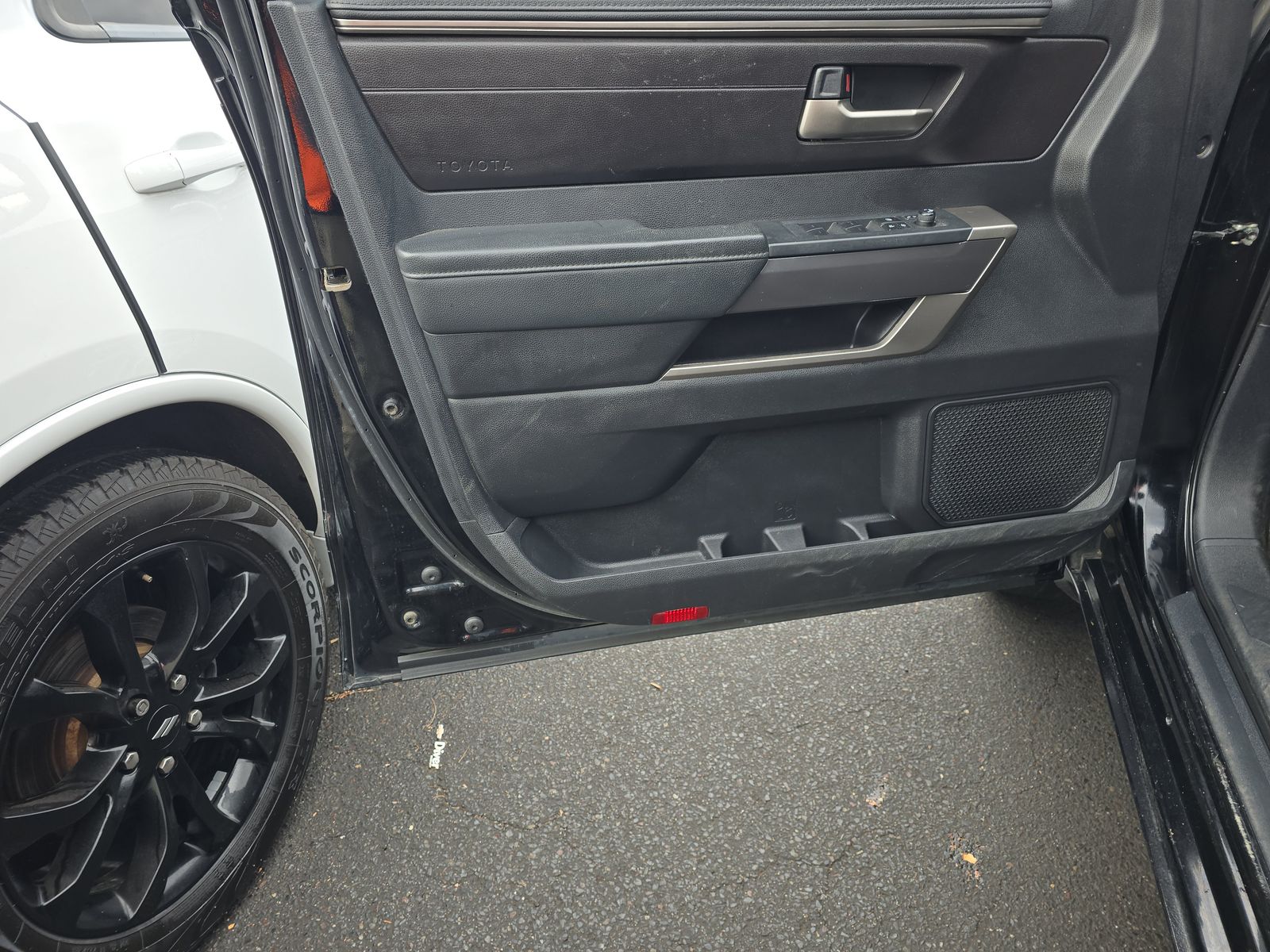 2022 Toyota Tundra SR5 AWD