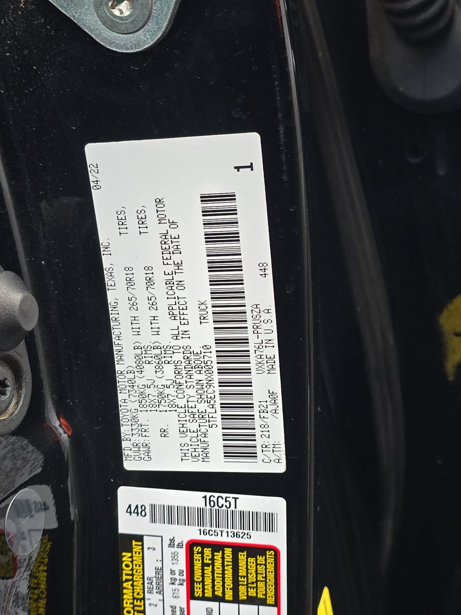 2022 Toyota Tundra SR5 AWD