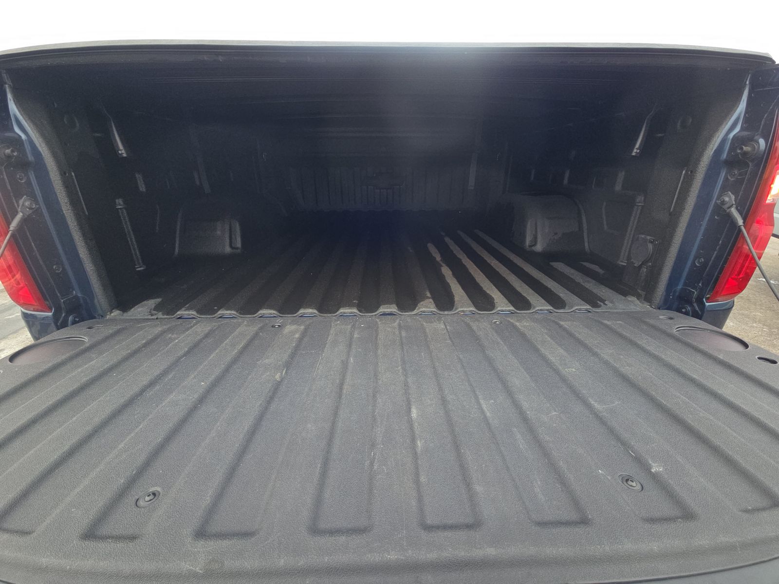 2023 Chevrolet Silverado 1500 RST AWD