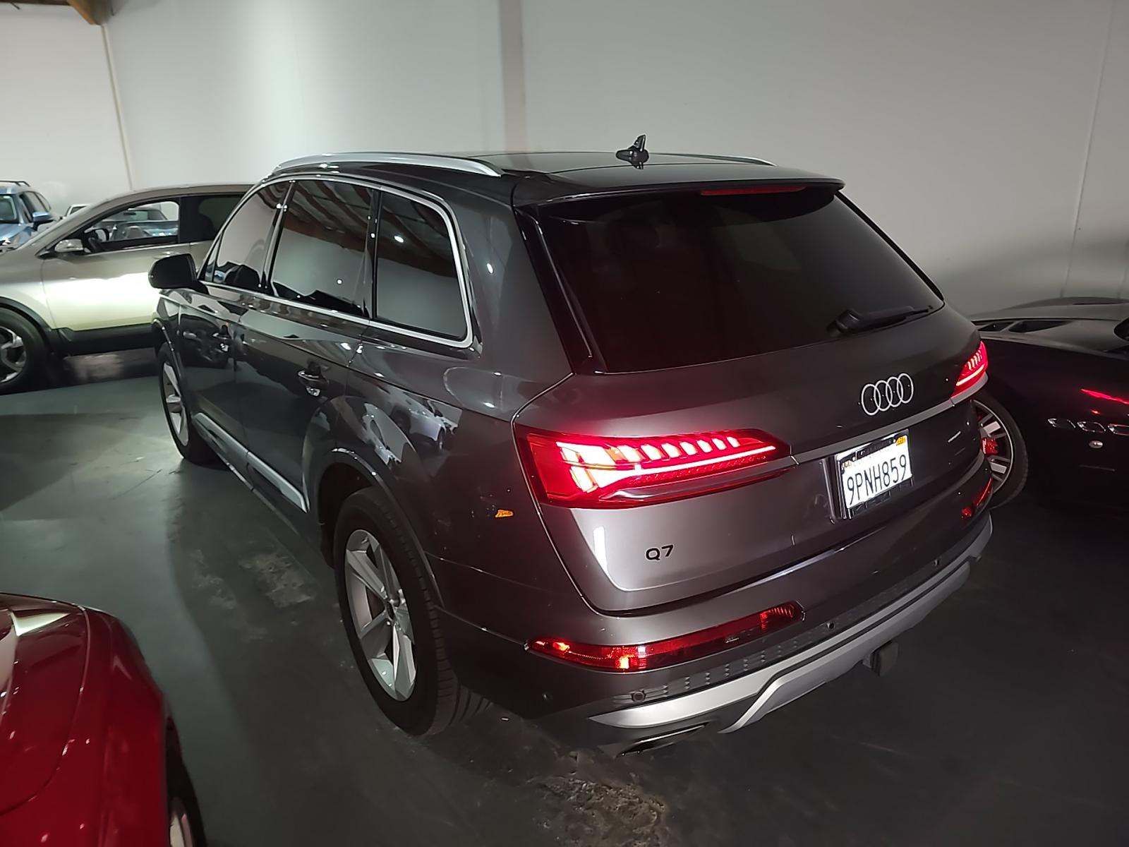 2025 Audi Q7 Premium AWD