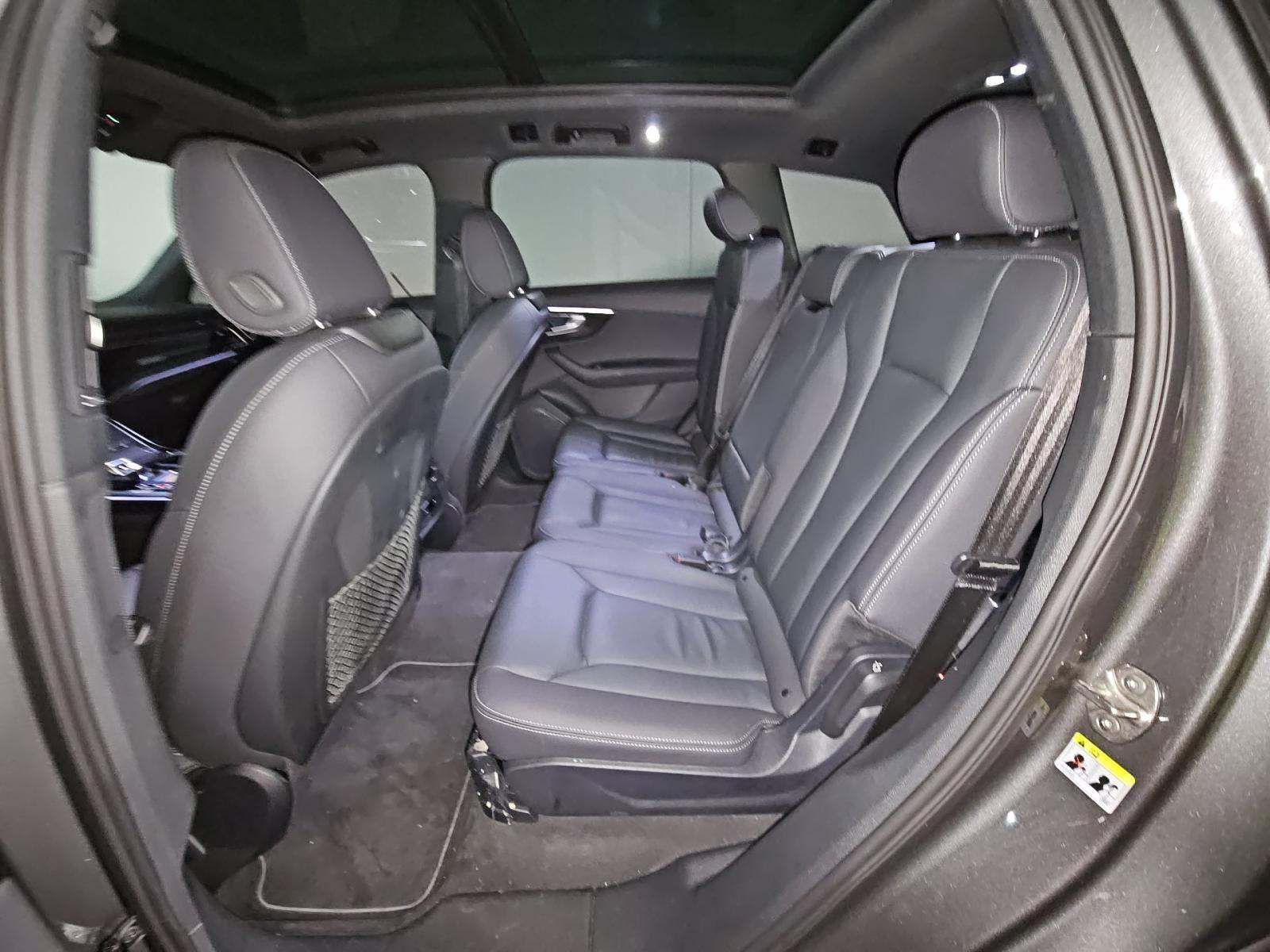 2025 Audi Q7 Premium AWD