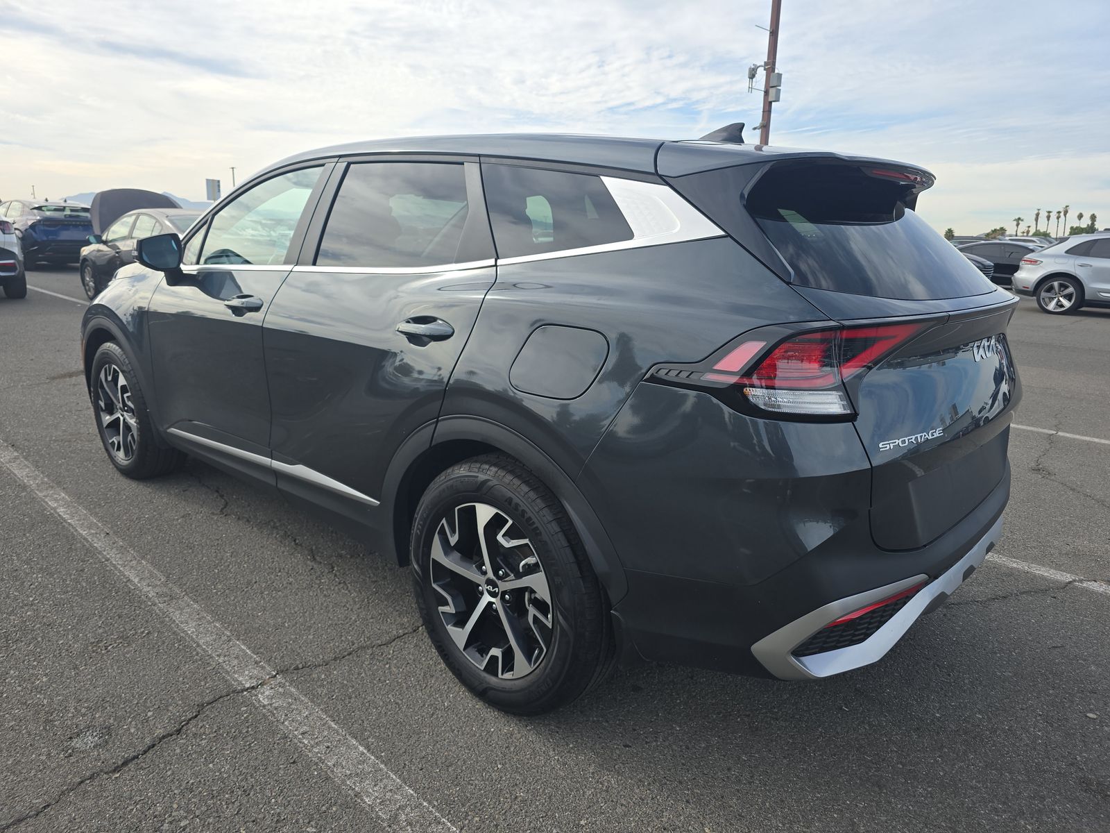 2024 Kia Sportage EX FWD