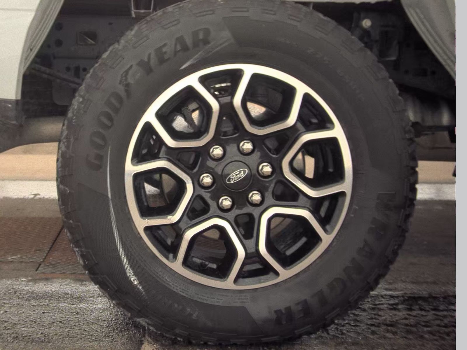 2023 Ford F-150 Hybrid XLT AWD