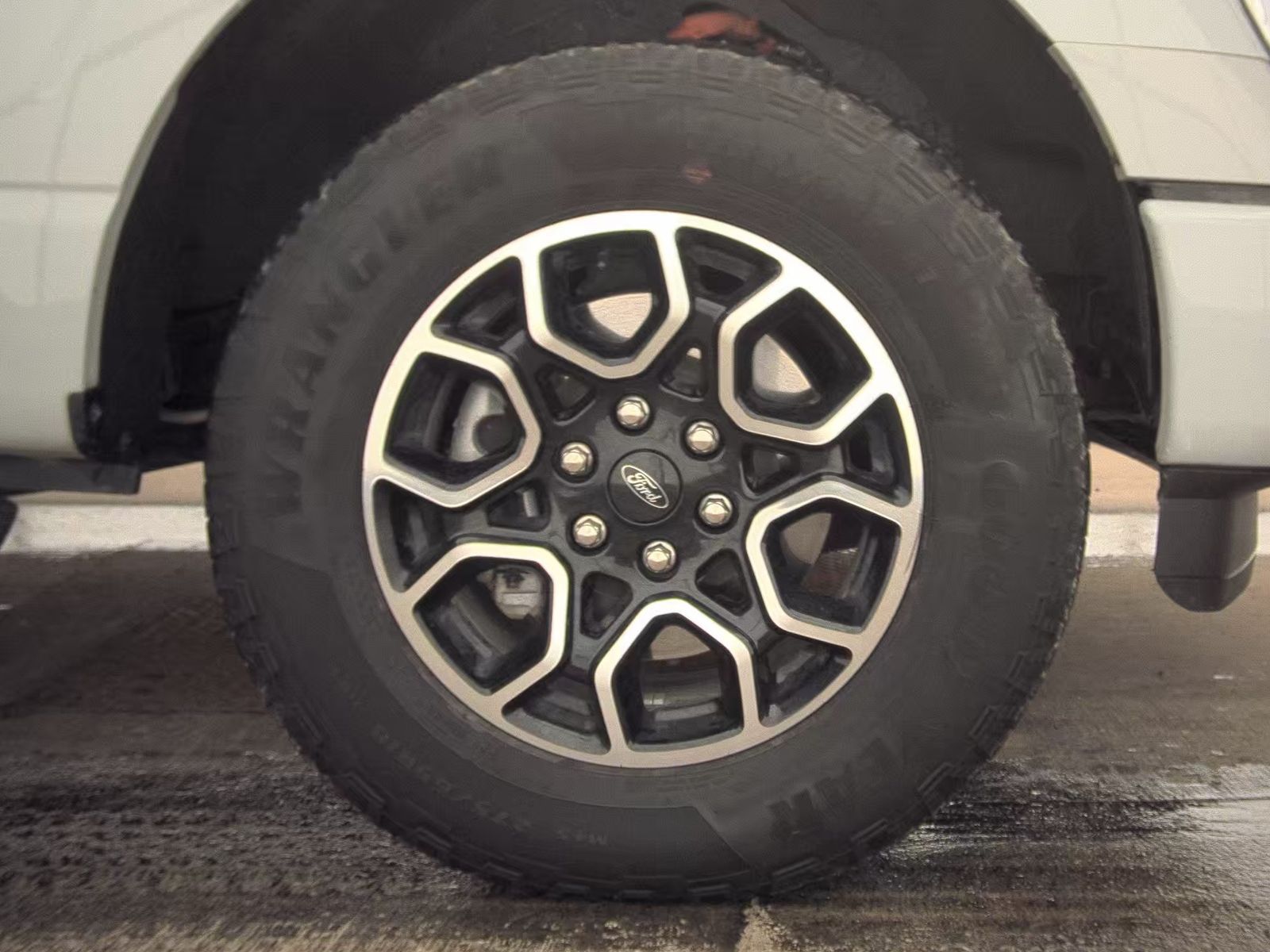 2023 Ford F-150 Hybrid XLT AWD