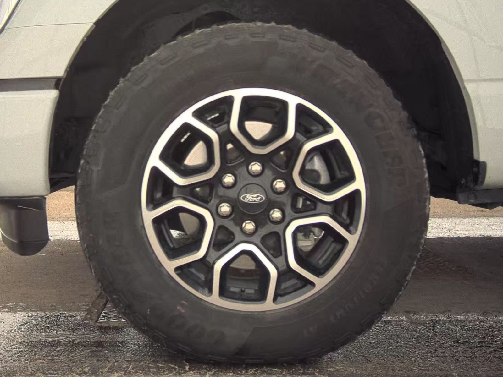 2023 Ford F-150 Hybrid XLT AWD