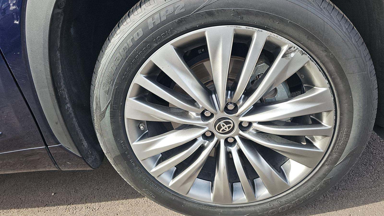 2021 Toyota Highlander Hybrid Platinum FWD