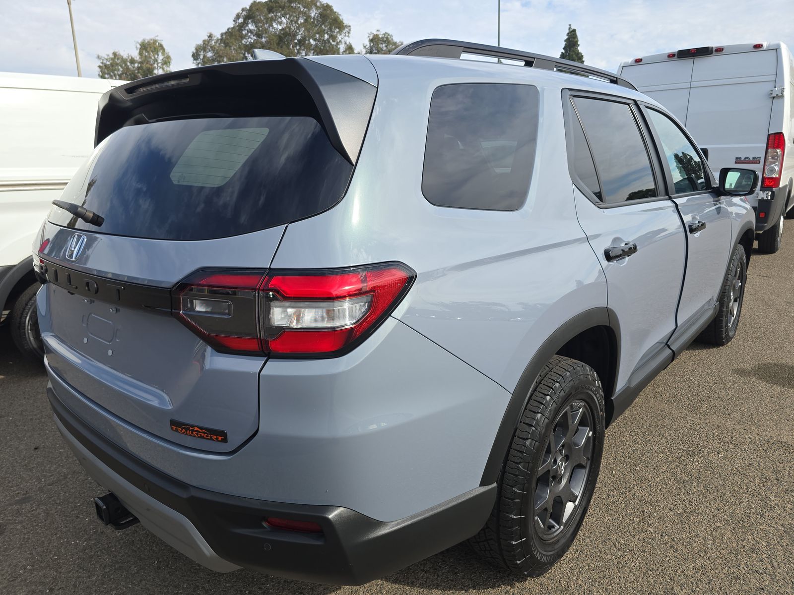 2023 Honda Pilot TrailSport AWD