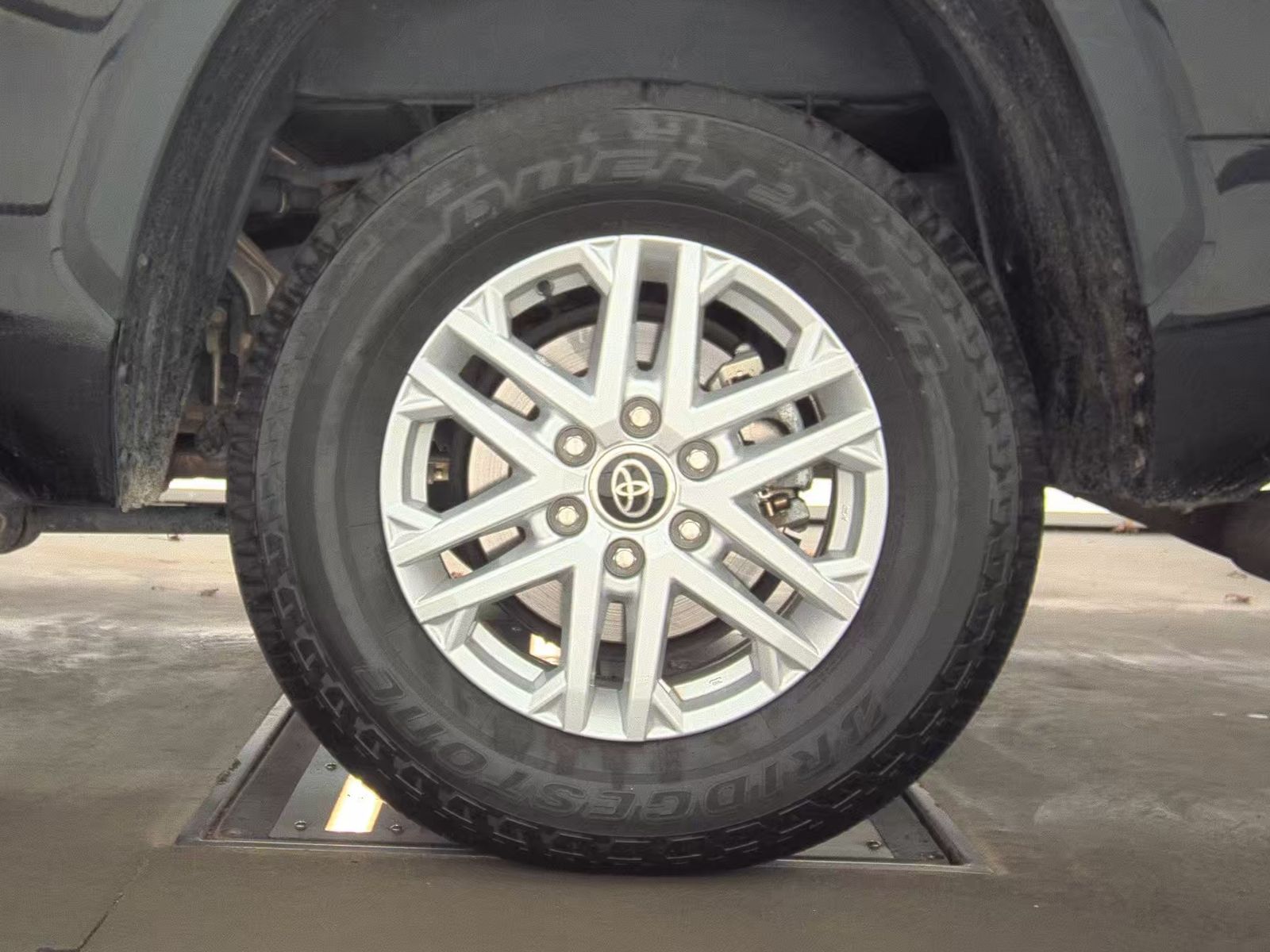 2022 Toyota Tundra SR5 AWD