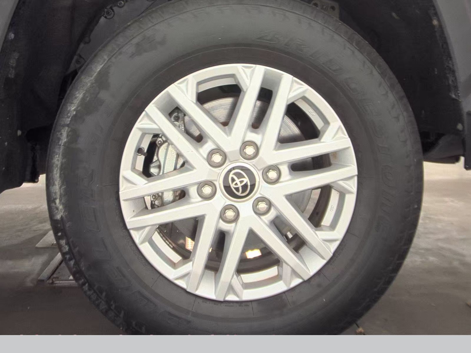 2022 Toyota Tundra SR5 AWD