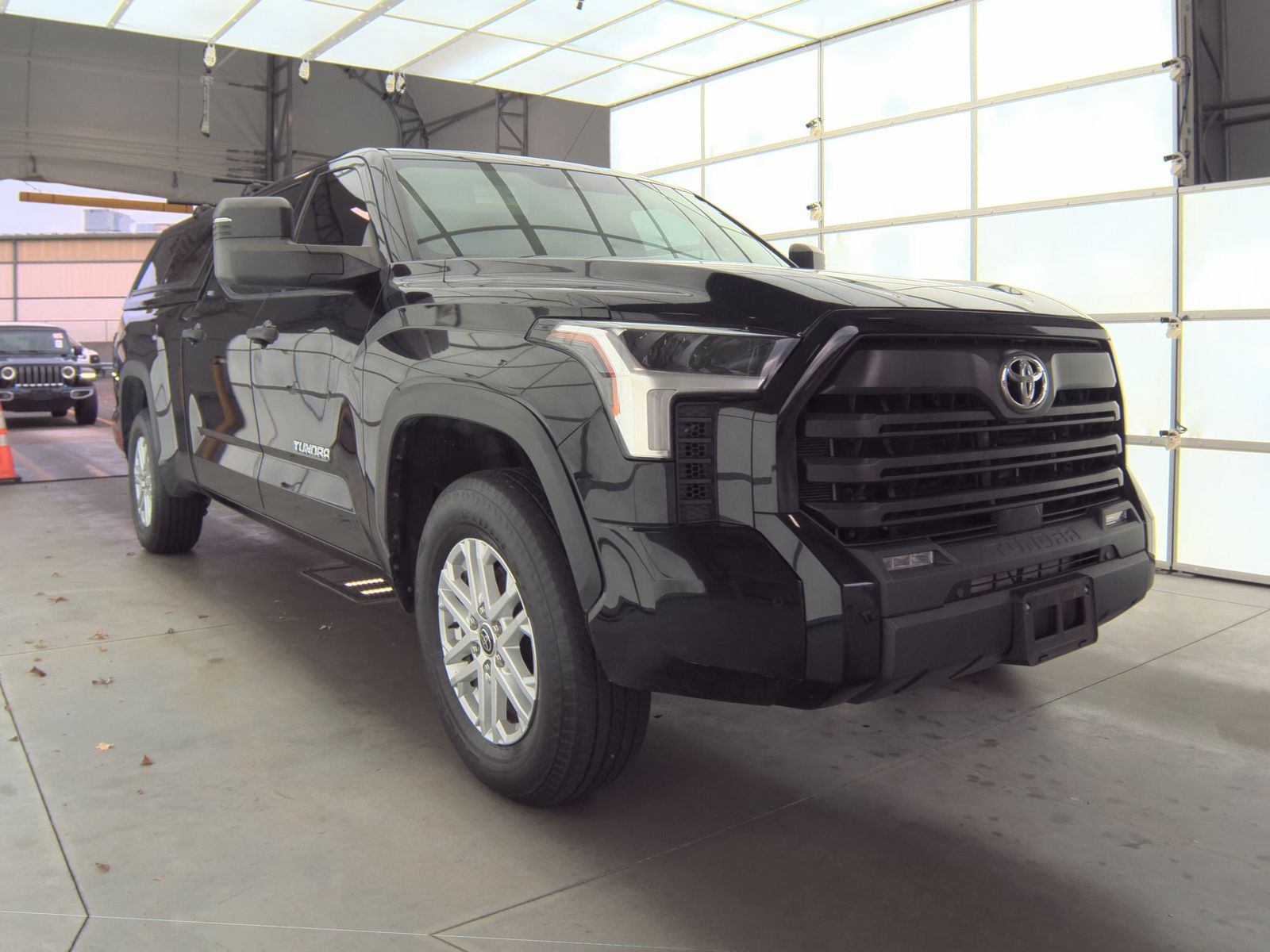 2022 Toyota Tundra SR5 AWD