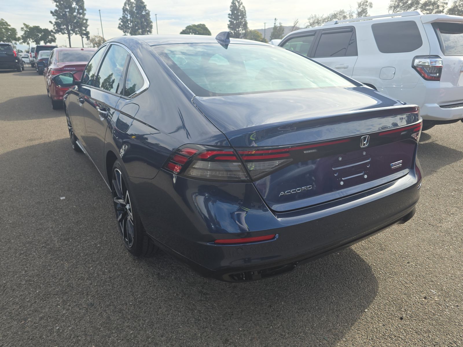 2023 Honda Accord Hybrid Touring FWD