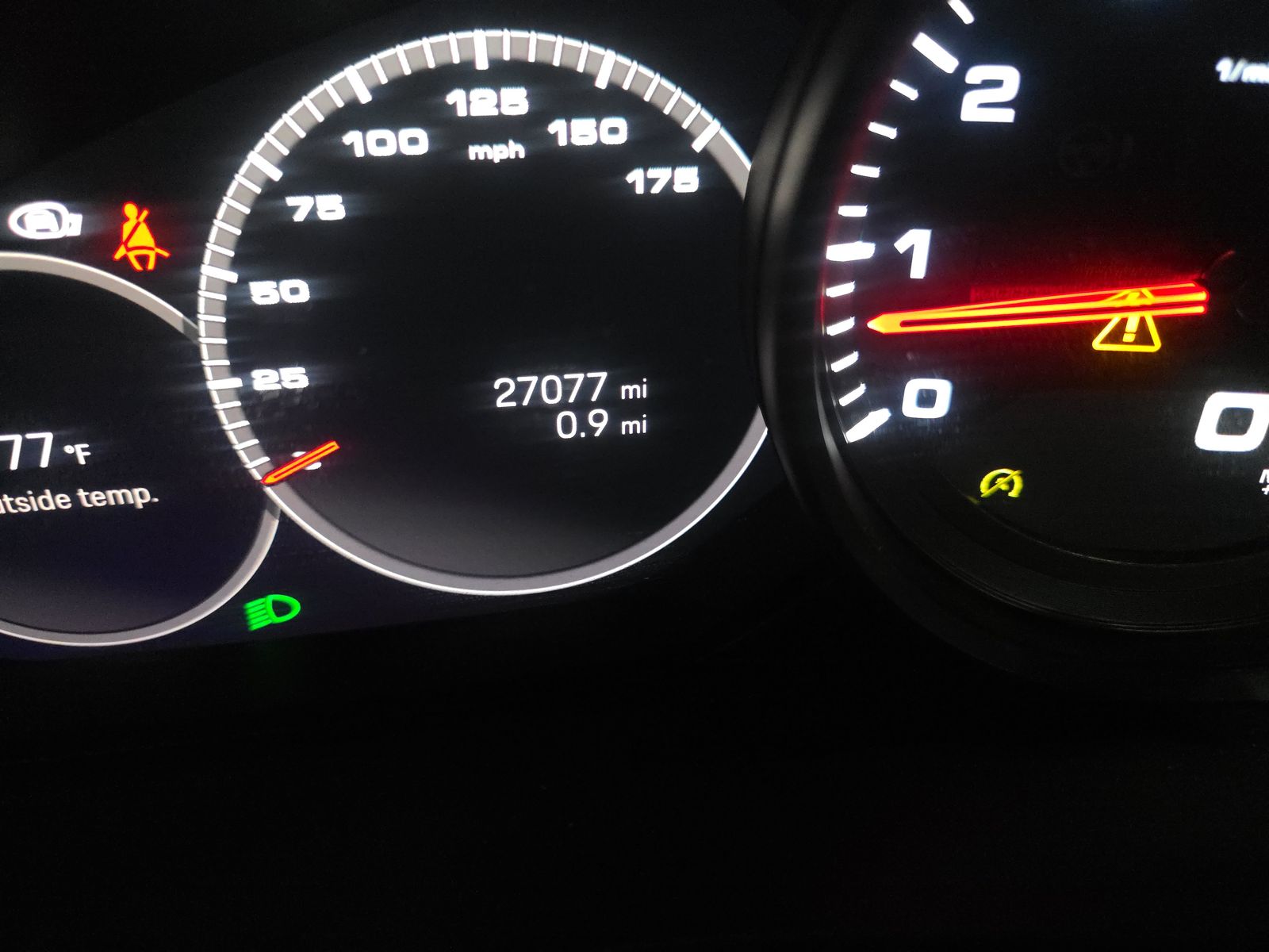2023 Porsche Cayenne Platinum Edition AWD