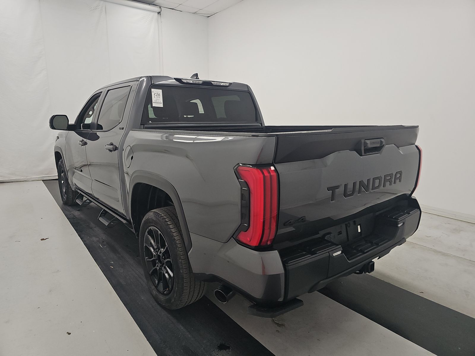 2024 Toyota Tundra SR5 AWD