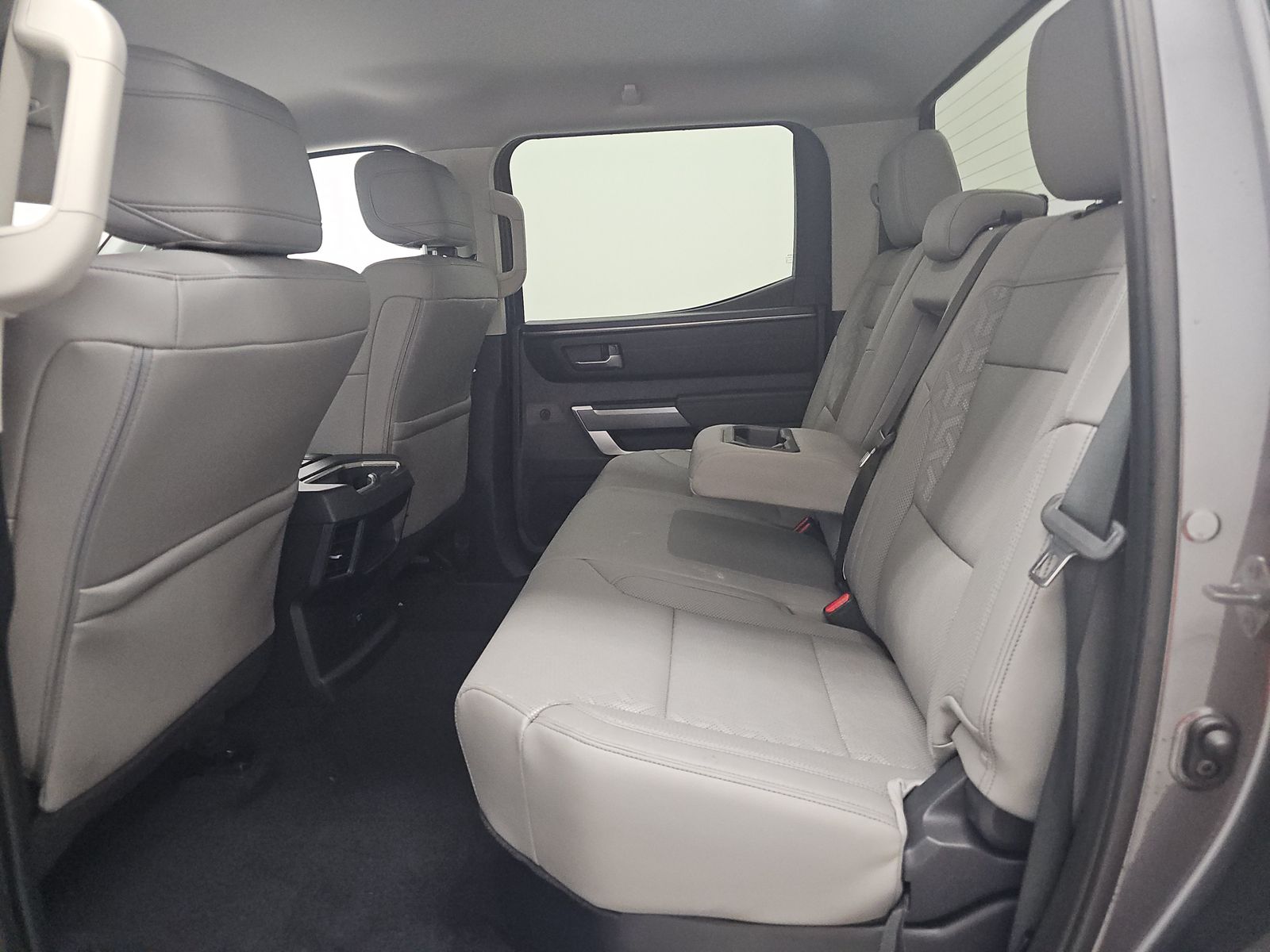 2024 Toyota Tundra SR5 AWD